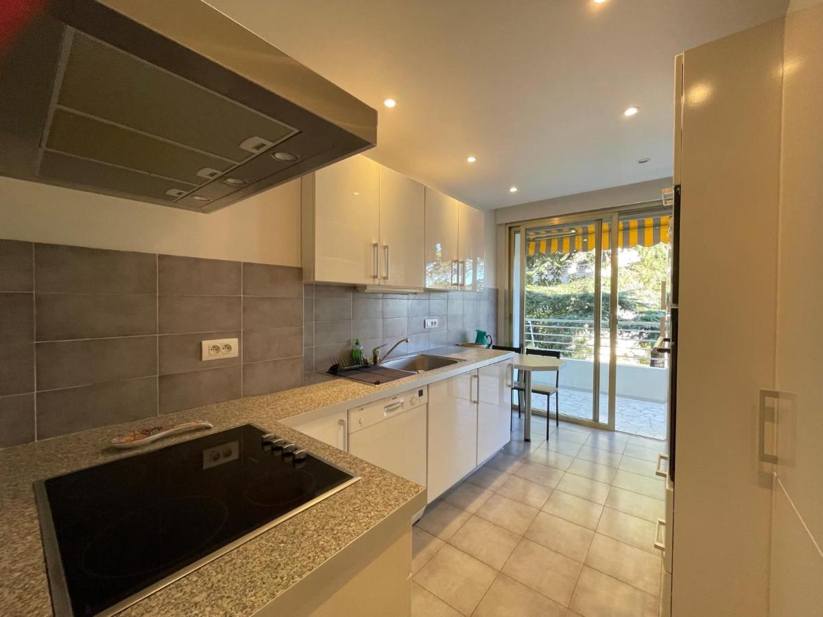 C012-Appartement Confortable Avec Piscine, Tennis Et Grand Parc Cannes Luaran gambar