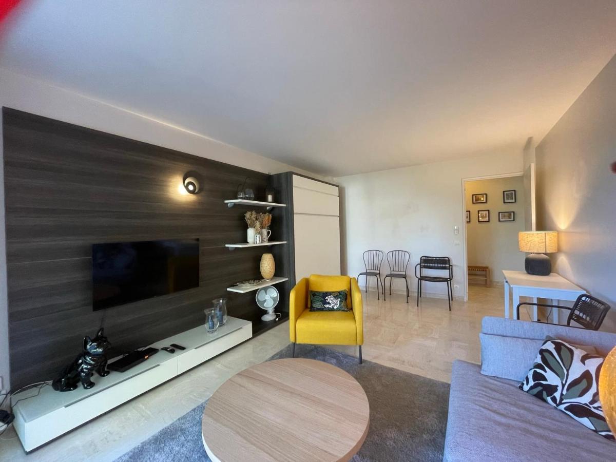 C012-Appartement Confortable Avec Piscine, Tennis Et Grand Parc Cannes Luaran gambar