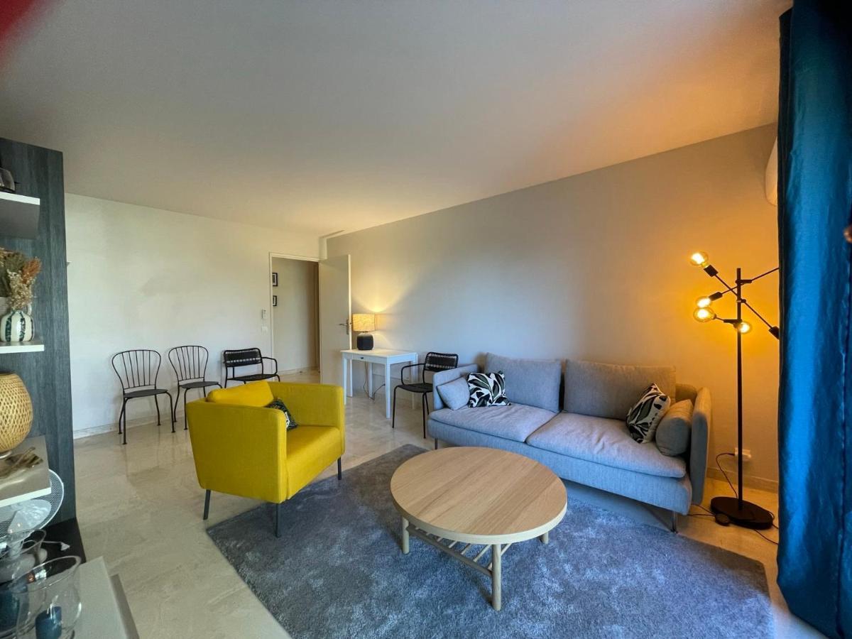 C012-Appartement Confortable Avec Piscine, Tennis Et Grand Parc Cannes Luaran gambar